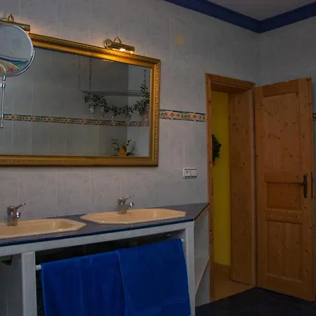 Βίλα Der Thron Von - Sorpresa