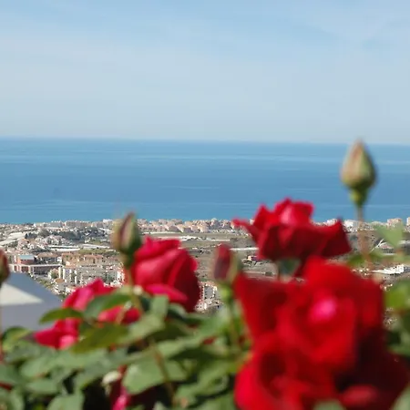 Der Thron Von - Sorpresa Villa Torrox